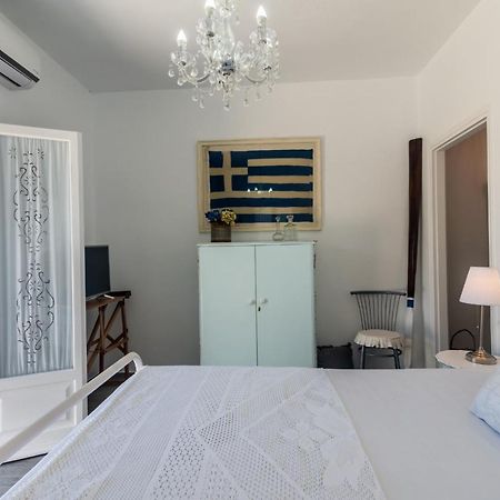 Maison Triantatria Plaka  Zewnętrze zdjęcie
