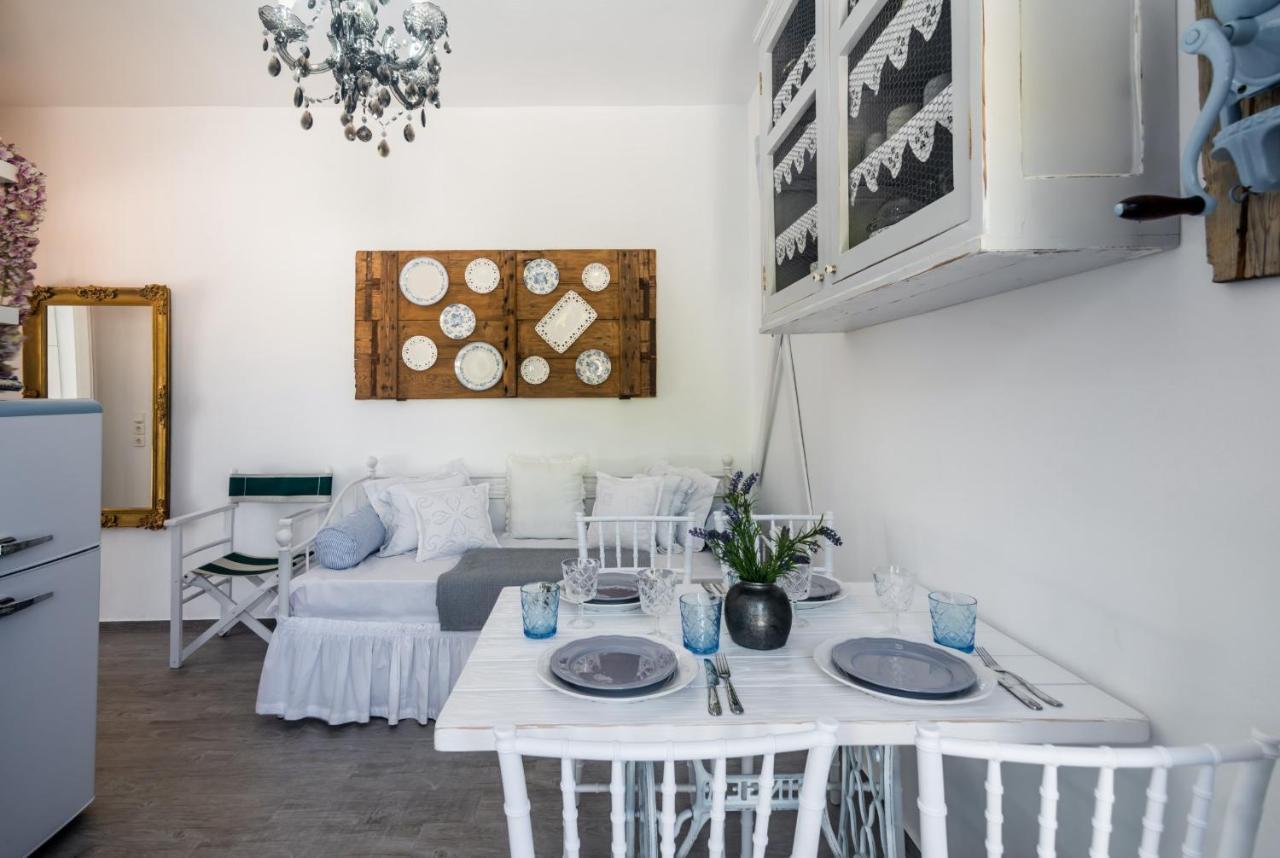 Maison Triantatria Plaka  Zewnętrze zdjęcie