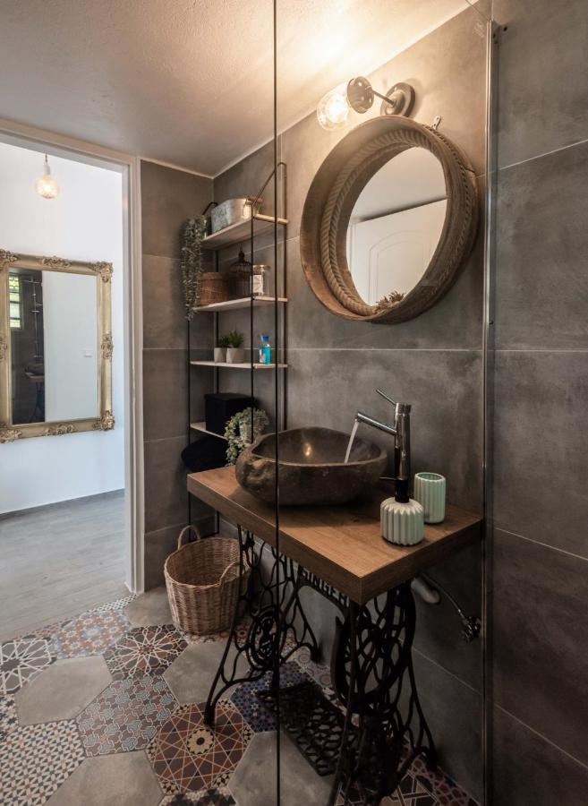 Maison Triantatria Plaka  Zewnętrze zdjęcie